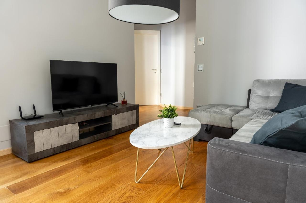 5 Min Duomo Luxury Home In Brera Design District Milano Esterno foto