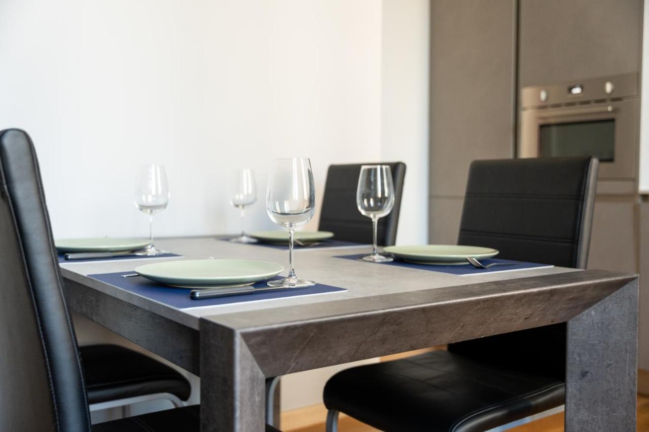 5 Min Duomo Luxury Home In Brera Design District Milano Esterno foto